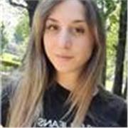 Laureanda in giurisprudenza offro lezioni in diritto, sociologia, metodologia