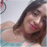 Estudiante universitaria se ofrece para dar choses de apoyo