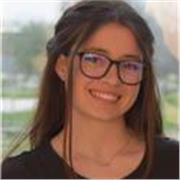 Cuento con una base sólida de estudios y experiencia dando clases a niños pequeños y a personas con discapacidad.