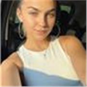 Francesa capaz de enseñar inglés y francés a niños