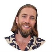 Native British English speaker and certified EFL teacher with 10+ years of experience delivering high-impact communication.