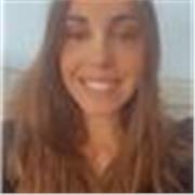 Profesora de natación apta para todos los niveles y edades.