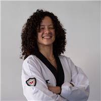 Maestra de Taekwondo y defensa personal con más de tres años de experiencia con menores de tres años en adelante.