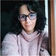 Laureata in Lettere, curriculum arte, moda, design e culture visiva, offro aiuto per la stesura di tesi di laurea triennale!
