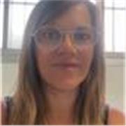 Profesora de matemáticas de apoyo para niños y niñas online. 
