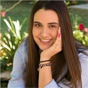 Profesora de Inglés imparte clases para niños de todas las edades