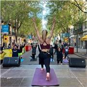 El yoga y dinámico, divertido, energético y actualizado!