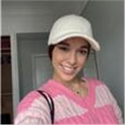 Soy una chica joven entusiasta, preocupada por la educación y me gustaría dar clases donde el alumnado aprenda y yo aprender de el