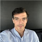 Lezioni e corsi per: preparazione agli esami di lingua + conversazione + business English + recupero/supporto scolastico + viaggi