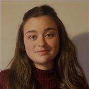 Profesora de Inglés especializada en la enseñanza mediante el juego