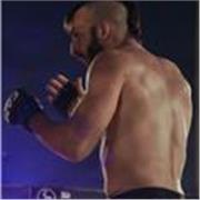 Clases de MMA y Jiu Jitsu para todos los niveles, dictadas por competidor activo con experiencia profesional