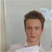 Studente universitario si offre per lezioni di matematica, fisica, chimica e inglese.