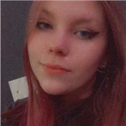 Hallo. Ich bin Scarlett 15 Jahre und komme aus Hennef. Ich gebe Nachhilfe in Klasse 1-4 in Deutsch, Mathe, Englisch und NW