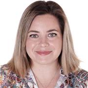 Profesora de inglés y economía para estudiantes de primaria, secundaria y bachillerato