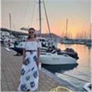 Valentina, laureata in scienze dell'educazione e della formazione. Offro dopo scuola per bambini di scuola elementare e media