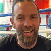 Donne cours de boxe anglaise remise en forne ,perte de poids ,circuit training, pallette avec coach... diplôme prévôt fédéral et bpjeps mentions boxe