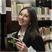 Laureata in filologia moderna con il massimo dei voti. Offro ripetizioni e aiuto compiti 