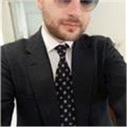 Studente universitario, vivo a Roma e ho un inglese fluente quindi sono disponibile a lavorare anche con persone straniere che vogliono apprendere l'uso dell'italiano.