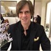 Qualified & experienced teacher of Business & General English to adults at all levels.