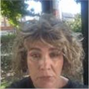 Profesor de ayoyo para primaria o educación de adultos 