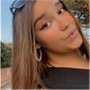 Alumna de fisioterapia , que da clases a niños de la eso y primaria especialmente matemáticas e inglés 