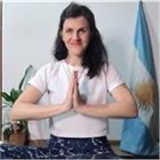 Yoga con Laura - Te acompaño a construir una práctica constante
Hatha Yoga · Movimiento y Respiración