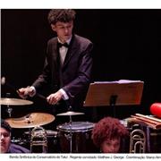 Professor de bateria, percussão e teoria