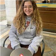 Diploma in economia aziendale e attestato di contributo centri estivi ..esperienza anche doposcuola