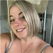 Je ne suis pas professeure, mais j’ai un bon niveau en français et en biologie, j’aimerai enseigner jusqu’à la 3eme