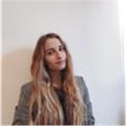 Madrelingua italiana e docente di lingua e cultura francese a scuola propone lezioni di lingua italiana per stranieri