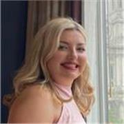 Art therapist and Art Graduate able to teach Art
