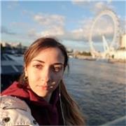 Italian tutor providing lessons to people of all ages