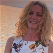 Laureata in architettura offre lezioni di disrgno tecnico architettonico con autocad