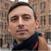 Master-Mathematiker mit 15 Jahren Erfahrung (Förderschule bis Gymnasium).Ich erkläre komplexe Inhalte einfach, lebendig ohne Druck