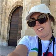 Soy una persona muy abierta, sociable y con gran capacidad de escuchar.
Mucha experiencia en att al público y a tratar con niños de todas las edades