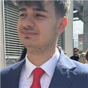 Laureato in Scienze Biologiche, offre ripetizioni in biologia, scienze e simili