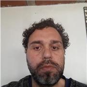 Licenciado en Economia, con experiencia de profesor de clases de refuerzo