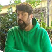 Offro lezioni di matematica per studenti con difficoltà. Insegno in modo semplice e pratico.