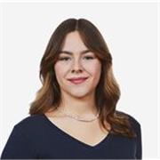 Supportive bilingual tutor helping you gain confidence and improve German.