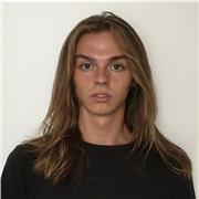 Español nativo ofrece clases de español en Barcelona para extranjeros. Para gente de Barcelona se ofrecen clases de inglés para alumnos con un nivel máximo de C1