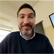 Docente di matematica e scienze, propongo lezioni di matematica per medie e biennio superiore. 