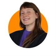 Professeur de Design Graphique 
avec 13 ans expériences à l'international. Toulouse