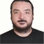 Professeur natif d'espagnol avec plusieurs années d'expérience offre des cours particuliers en ligne.