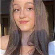 Estudiante de educación infantil, dirigida a niños y adolescentes 