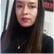 Licenciada en lingüística y literatura
