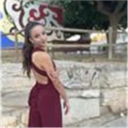 Profesora de economia a alumnos de ESO i Bachillerato