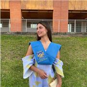 Educadora social con experiencia en niños/as con discapacidad y en refuerzo general a niños/as en primaria.