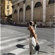 Laureata in matematica applicata offre ripetizioni di Matematica (e tutte le altre materie STEM) e inoltre in lingue straniere