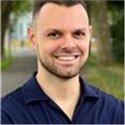 Online English Tutor for adults and students (Italian also available)