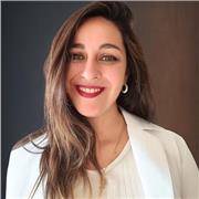 Profesora de Matemática para niños y niñas de Primaria